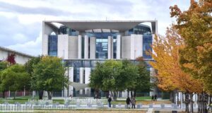 La nuova cancelleria tedesca, simbolo del potere politico della Germania.