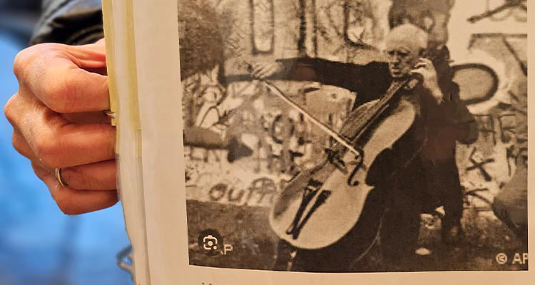 Un viaggio musicale a Berlino, con le note che caratterizzano i luoghi simbolo della capitale tedesca.